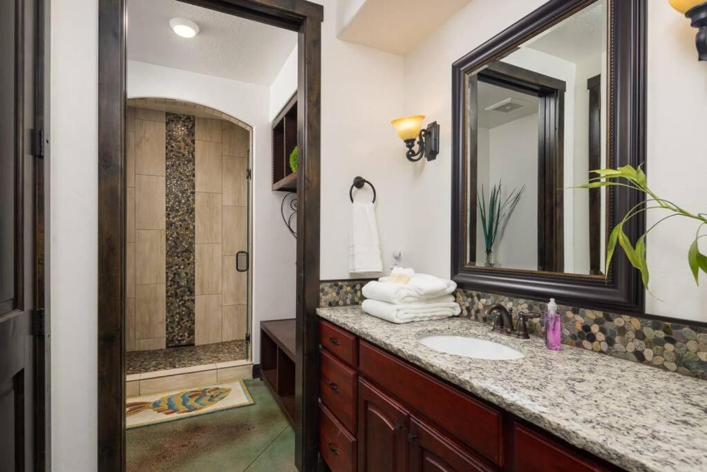 Luxury Downtown Rental موآب المظهر الخارجي الصورة